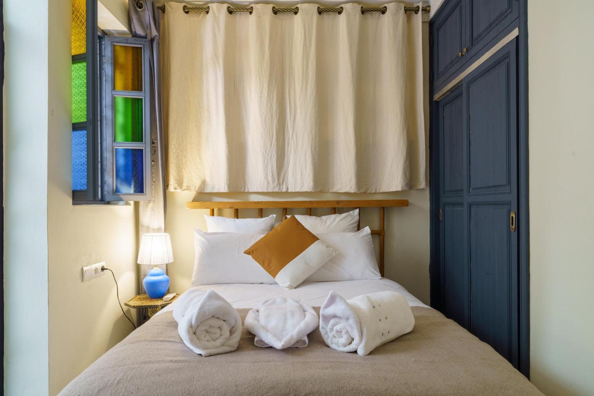 Riad 4 Chambres - Piscine & Petit Dejeuner Gratuit - Wifi Fibre Optique マラケシュ エクステリア 写真